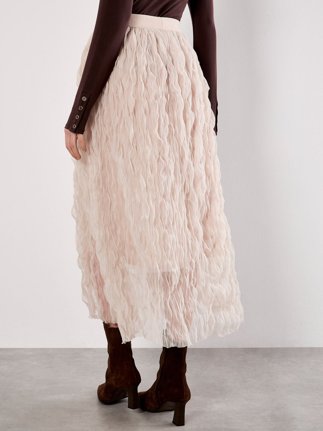 Wavy Tulle Midi Skirt