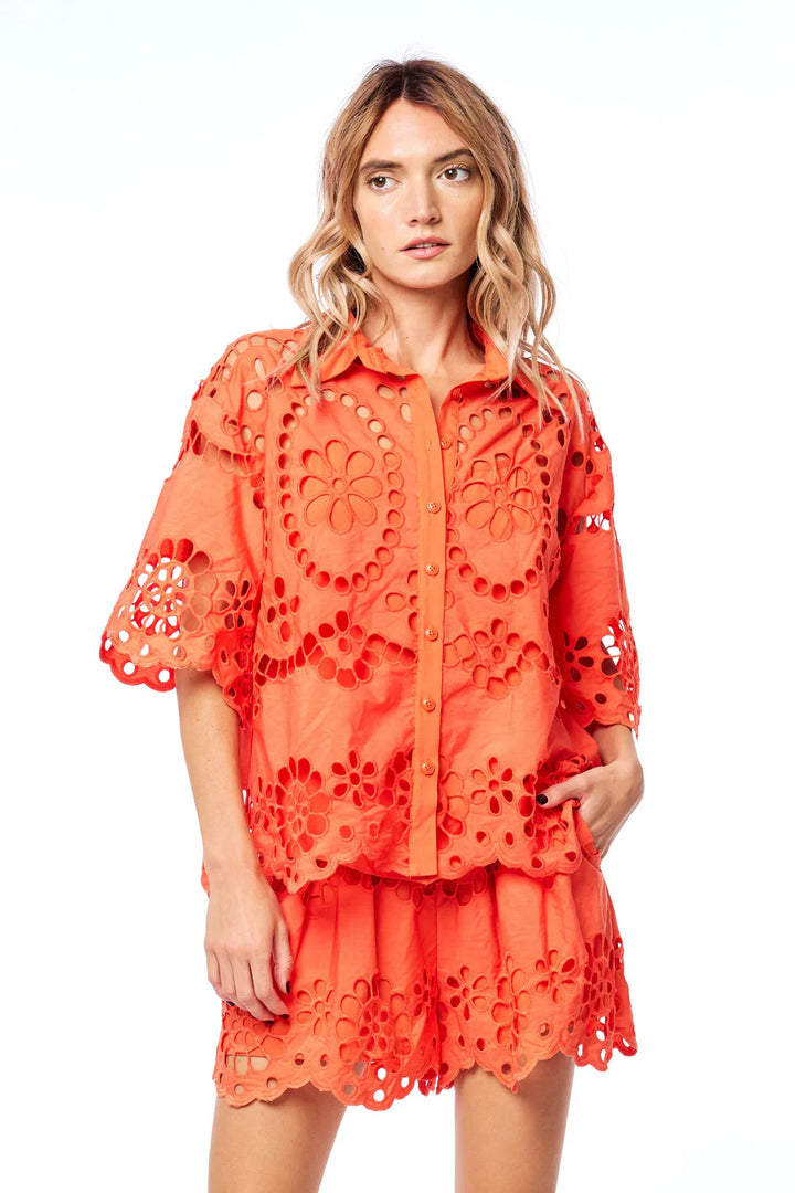 Kiana Embroidered Lace Shorts