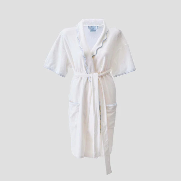 Scalloped Short Lightweight Robe | White w/ Blue Piping