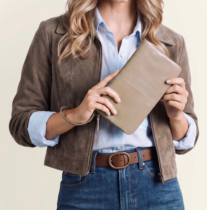 Evolve Wristlet | Woodsmoke