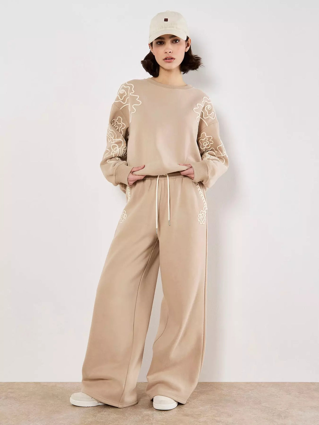 Cornelli Embroider Sweat Trouser