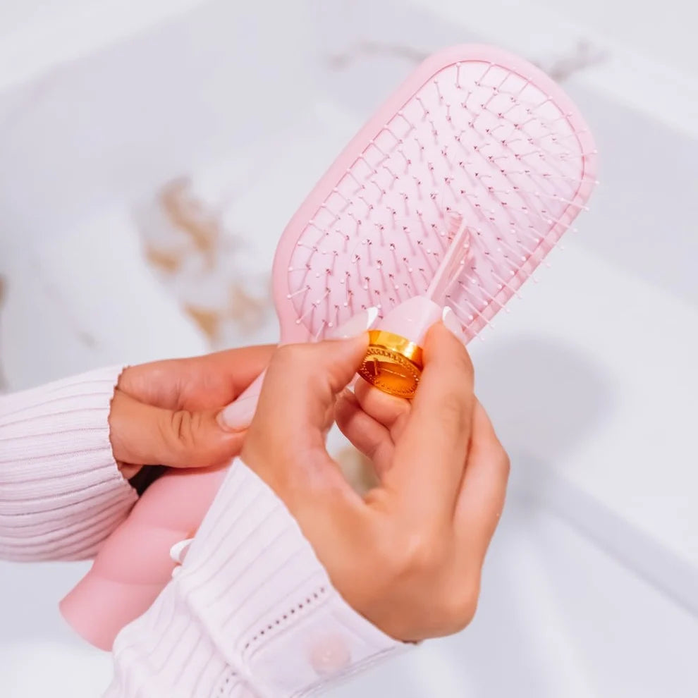 Detangler Hair Brush for Medium Hair | Bubblegum Pink