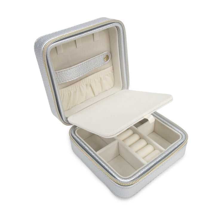 Brouk &amp; Co Leah Travel Jewelry Case | Silver