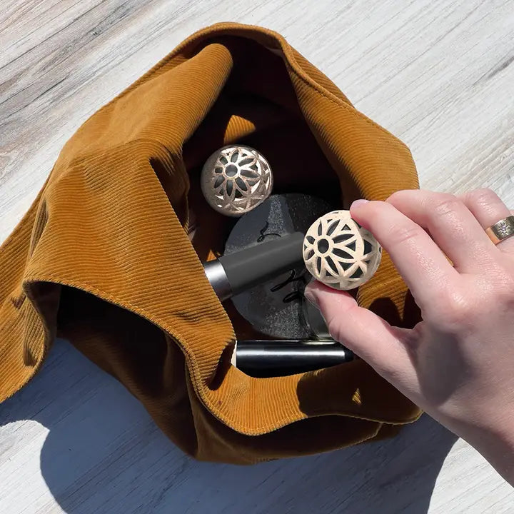 Crumb Catchers - Set of 2 | Natural/Gray