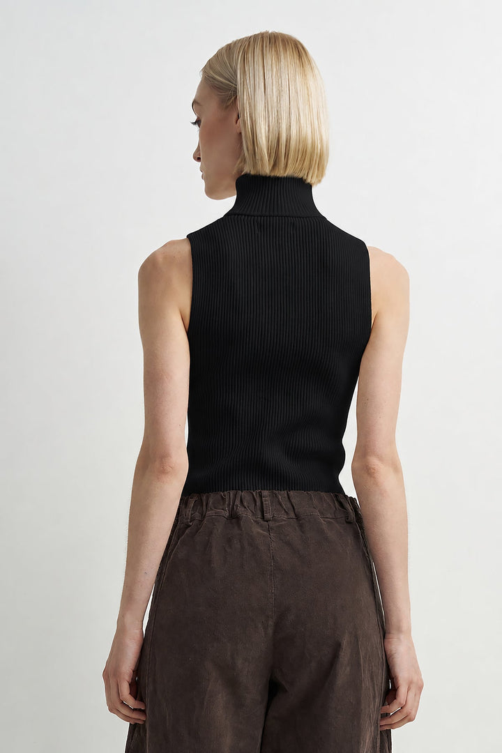 Wilco Essential | Black