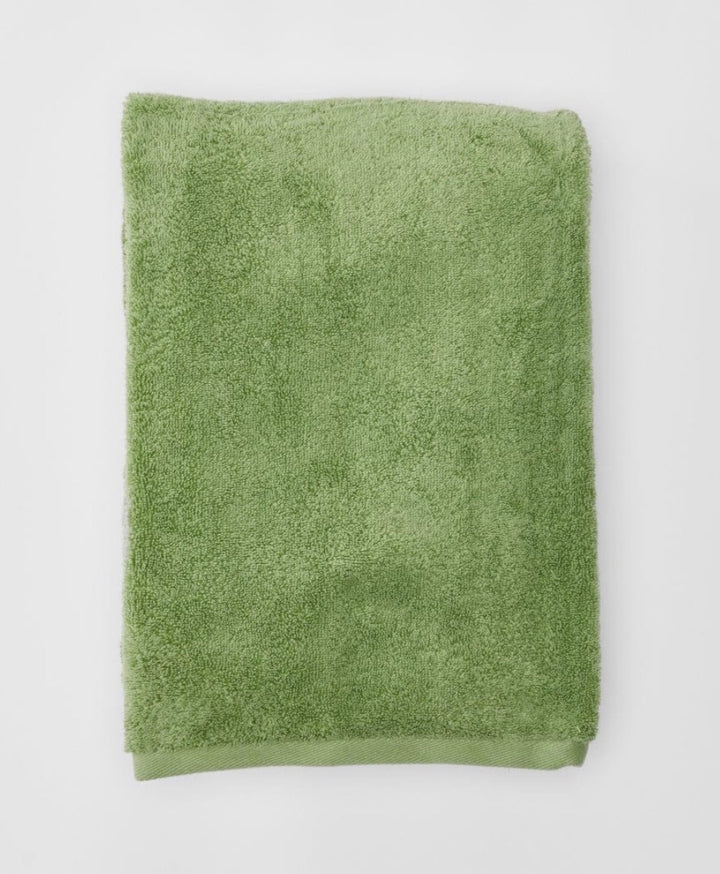 Weezie Basic Bath Towel Green