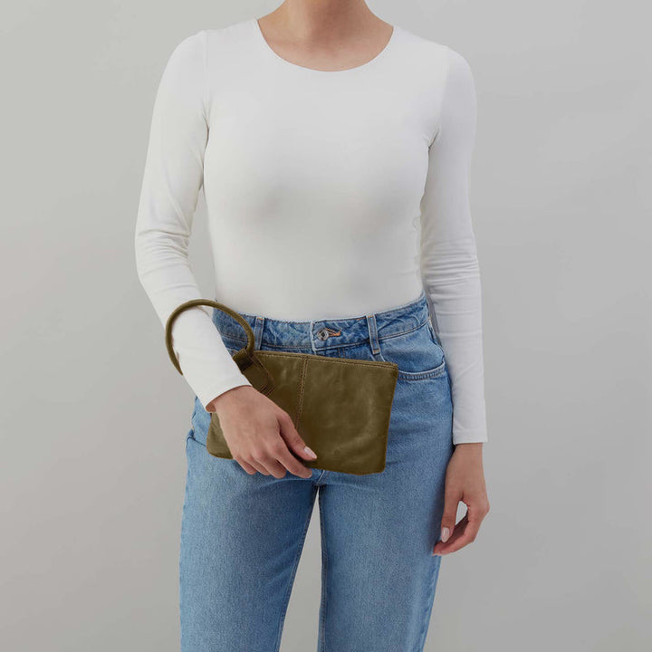 Sable Wristlet | Olive Veil