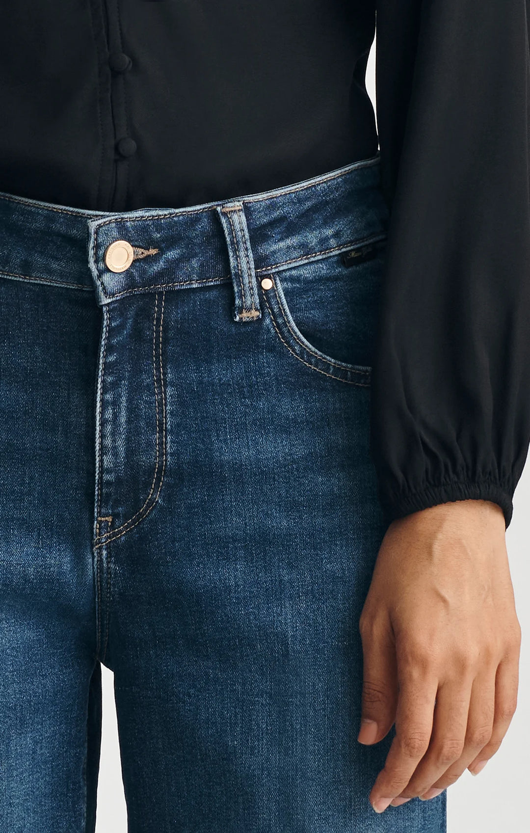 Paloma Wide Leg Jeans
Mid Rise | Dark Brushed Gold Premium