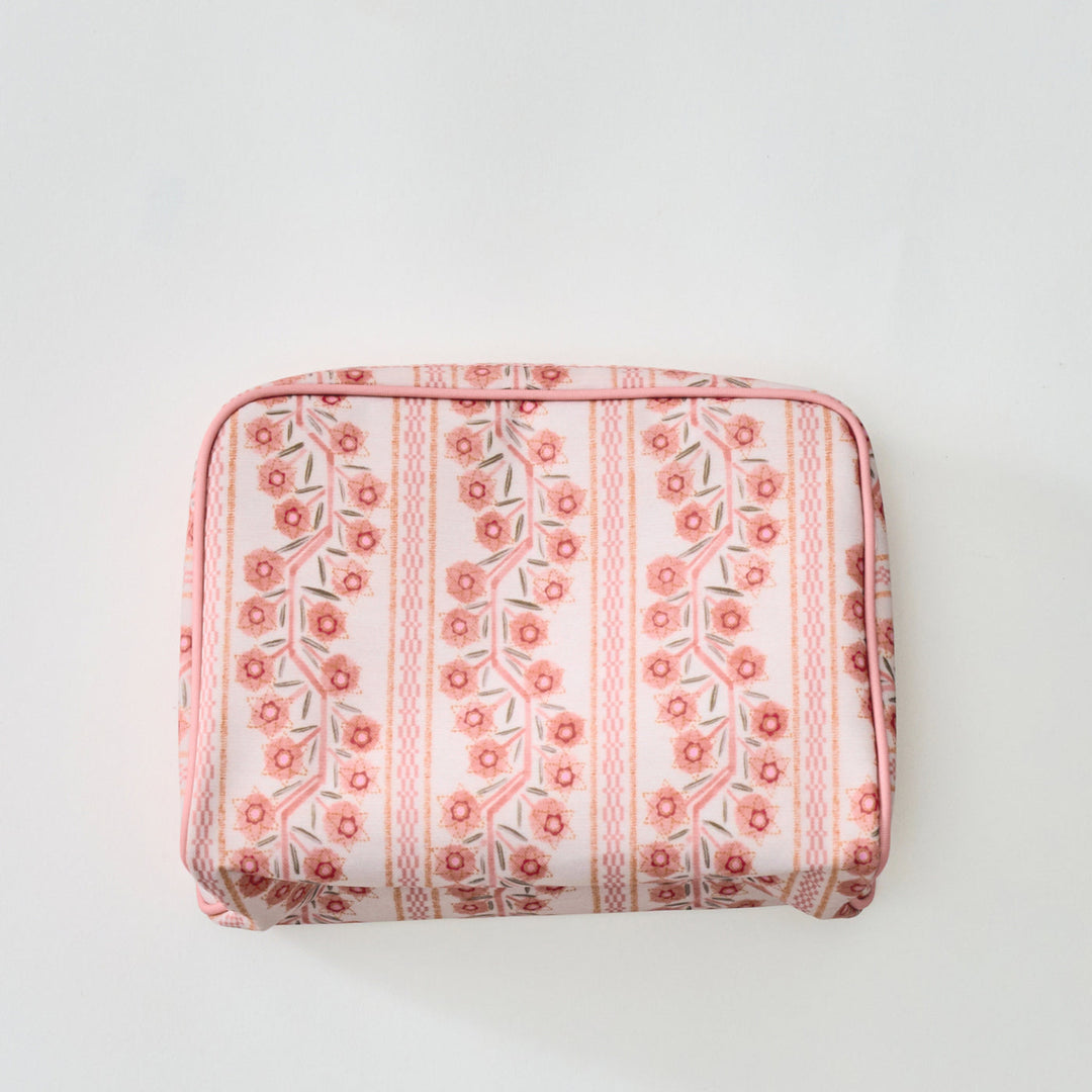 Weezie Medium Patterned Toiletry Bag | Climbing Vine
