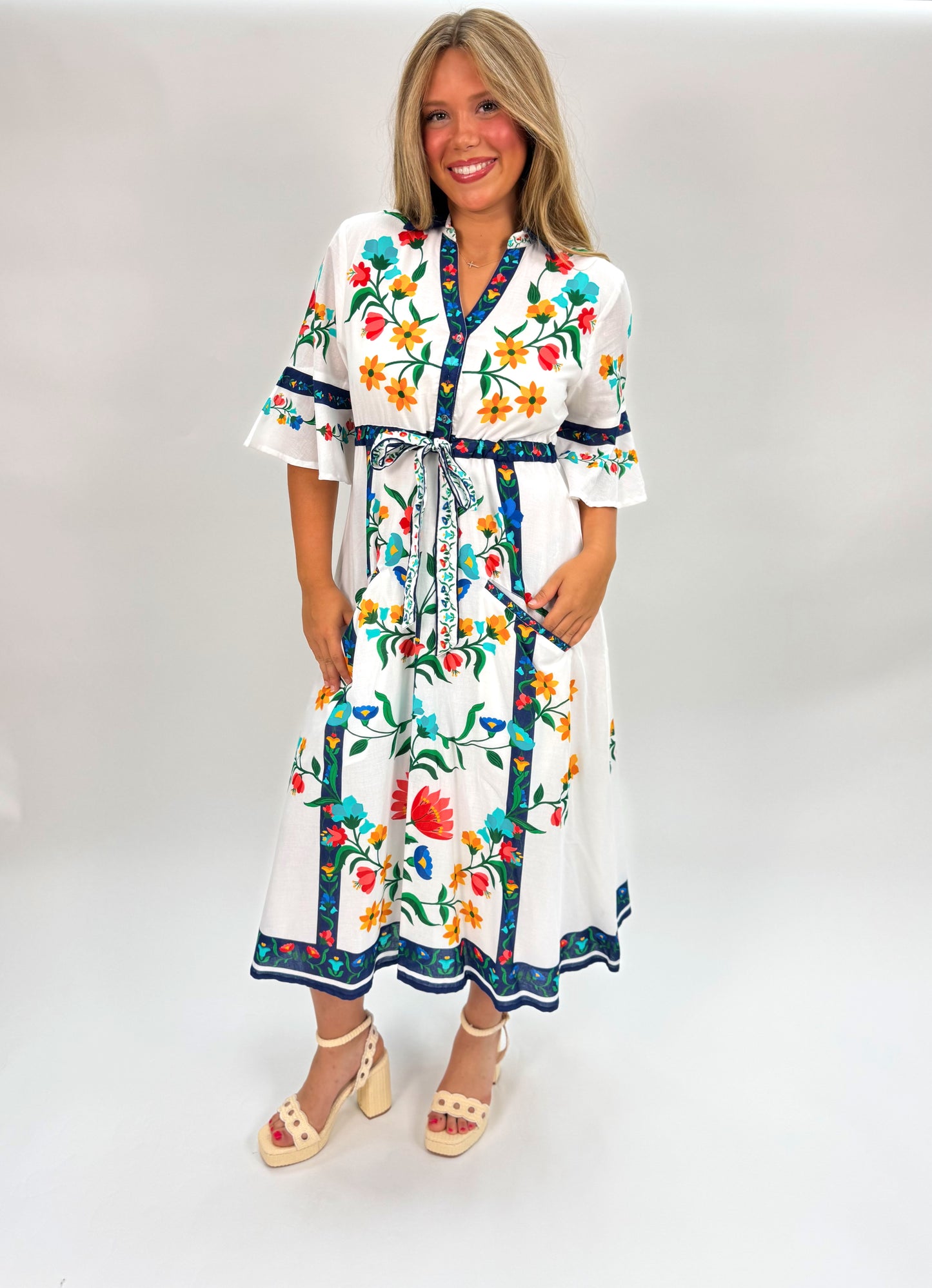 Cape Midi Dress Fiore White Placement