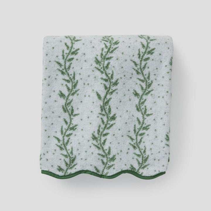 Patterned Scallop Bath Towel | Willow