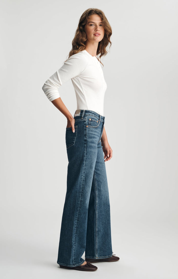 Taylor Dark Brushed Jeans | Classic Blue