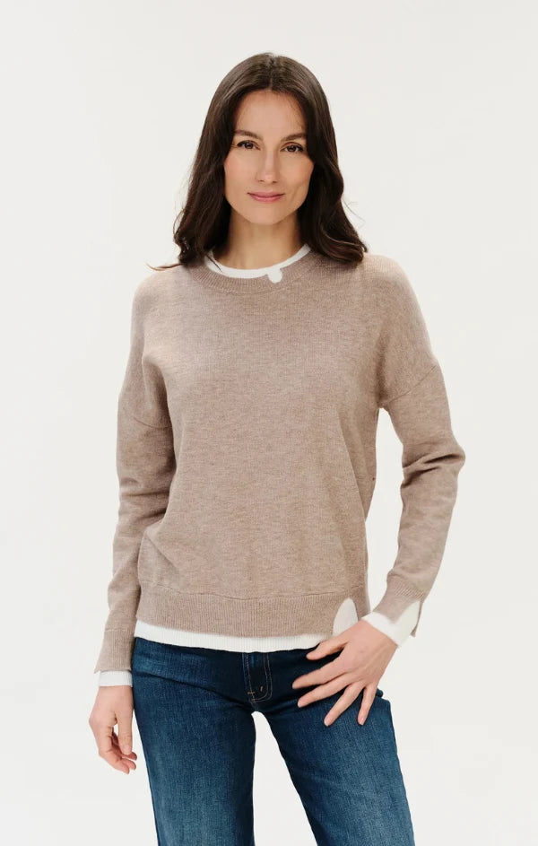 MAR DOUBLE LAYER NOTCHED SWEATER