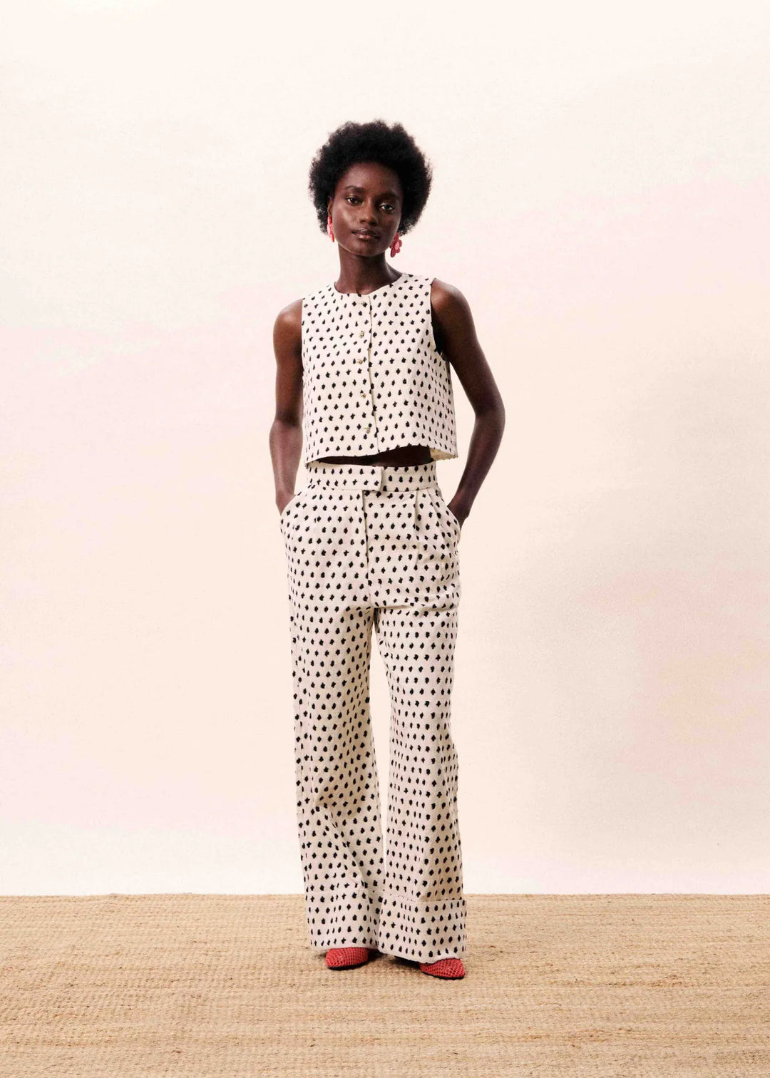 Isolde Pant