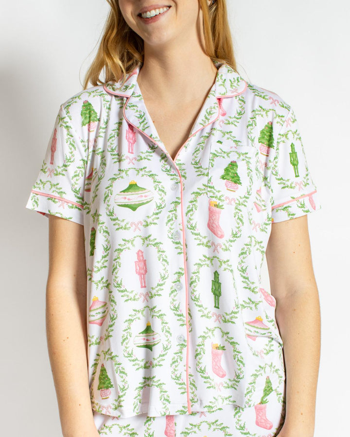 Nutcracker Trellis Short Sleeve Button Up Sleep Shirt | White &amp; Pink &amp; Green