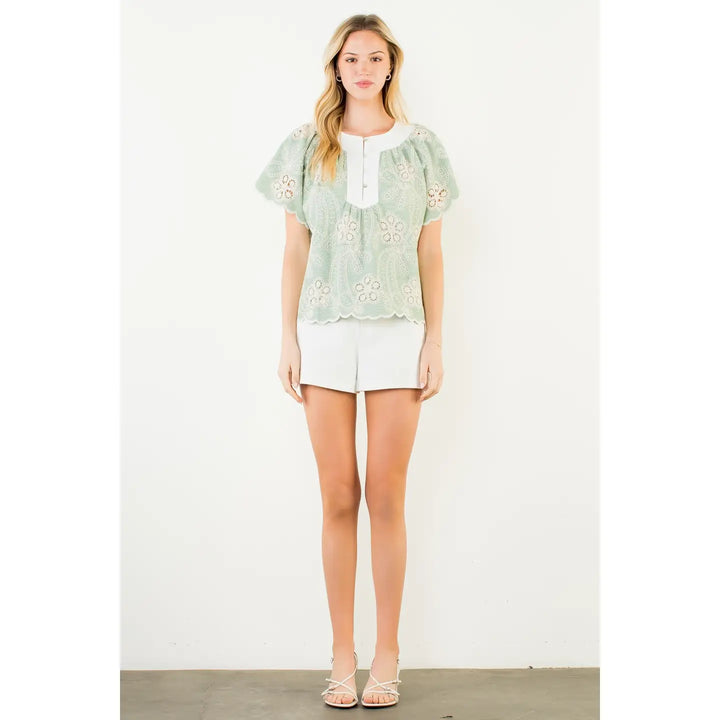 Short Sleeve Lace-Like Pattern Top