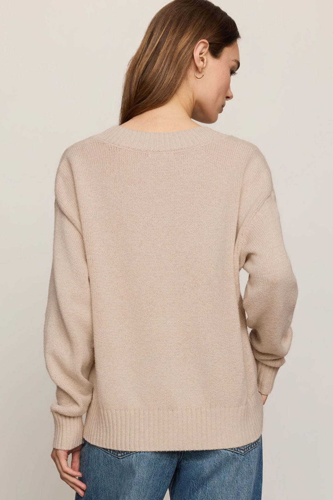 Cloud Spun V-Neck Sweater | Frosted Pearl