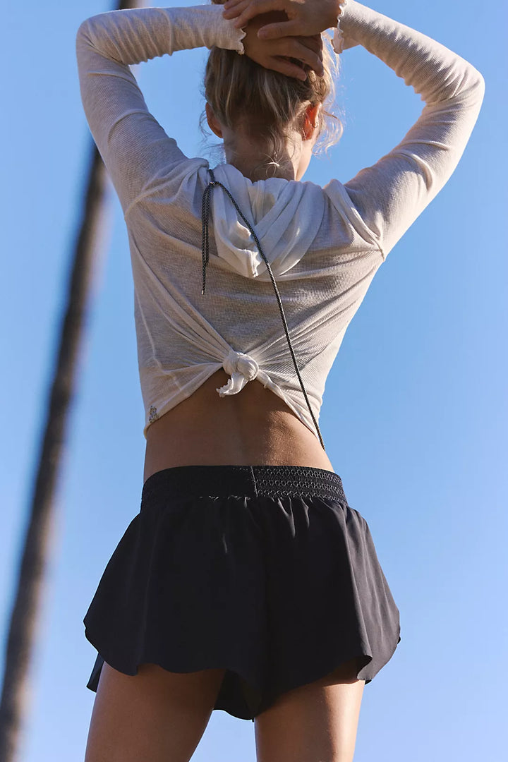 Element Short: Black