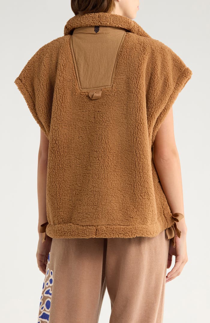 Scout It Out Vest / Twig