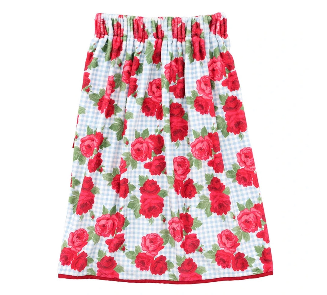 Blue Gingham &amp; Red Roses Spa Wrap