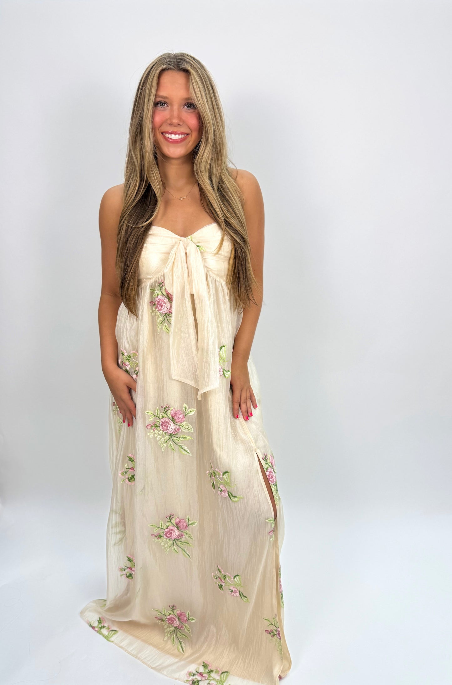 Fiona Floral Embroidery Strapless Dress