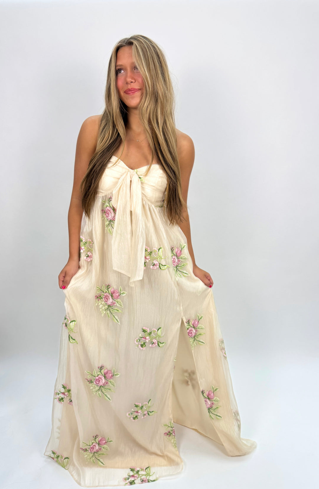 Fiona Floral Embroidery Strapless Dress