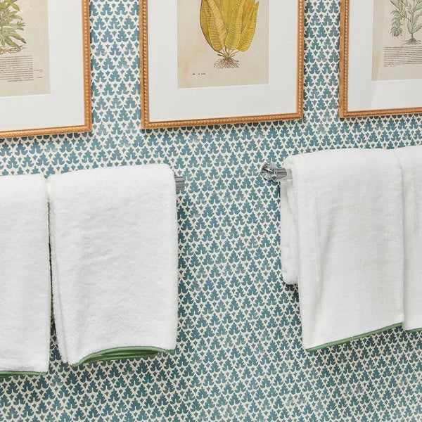 Signature Bath Towel | Green