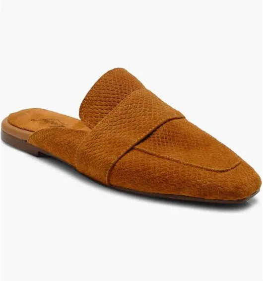 At Ease Embossed Loafer in Tan Suede