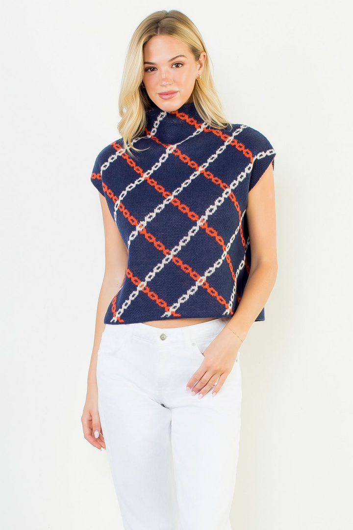 Sleeveless chain print knit top