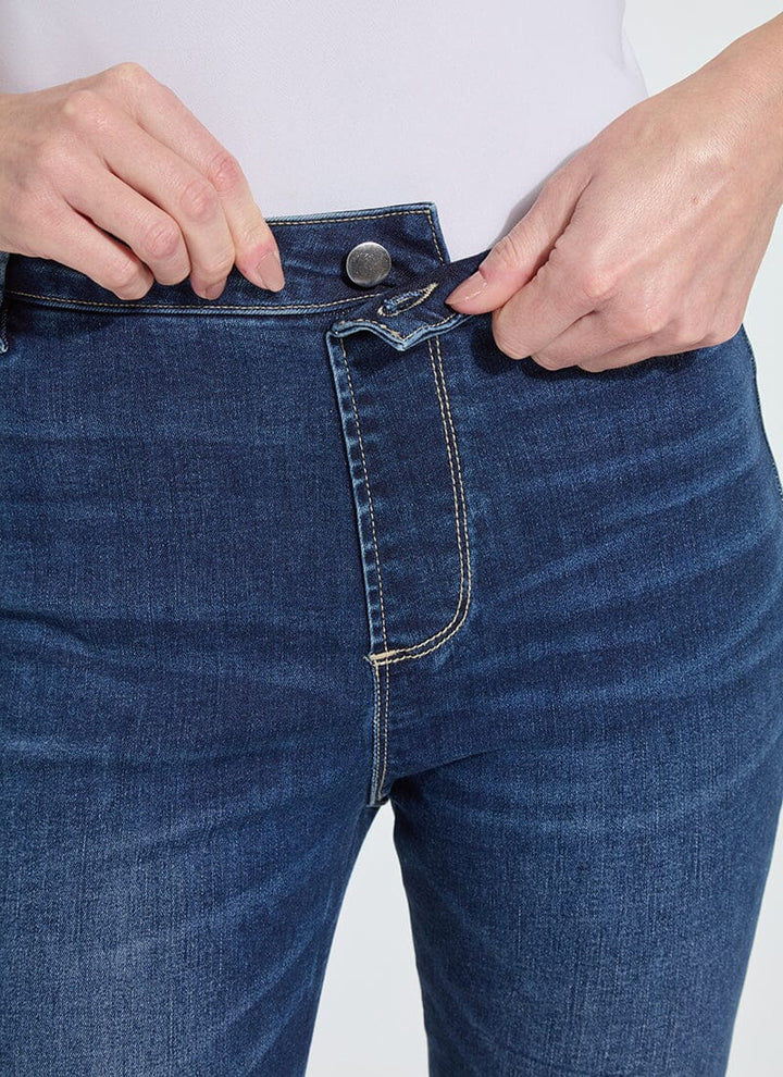 Estelle Everyday Flare Denim / Dark Midwash