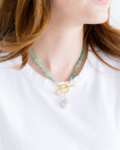 Gold Toggle Green Jade Pearl Necklace *