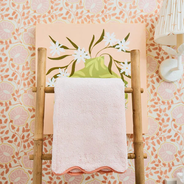 Ballet Pink Scalloped Bath Towel | Coral Edge