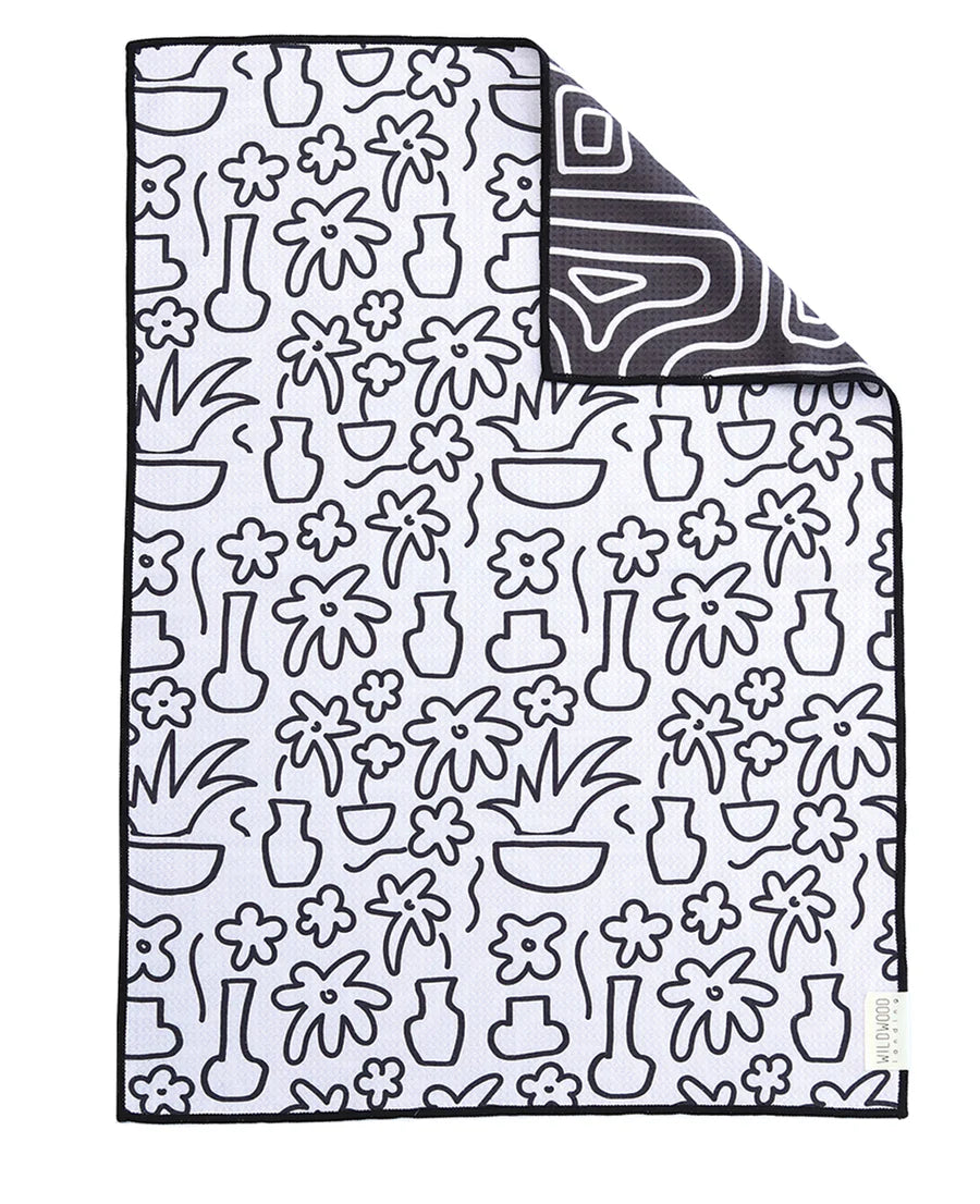 Echo Reversible Microfiber Hand Towel