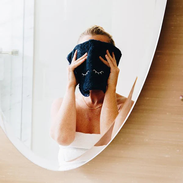 Makeup Towel | Eyelids